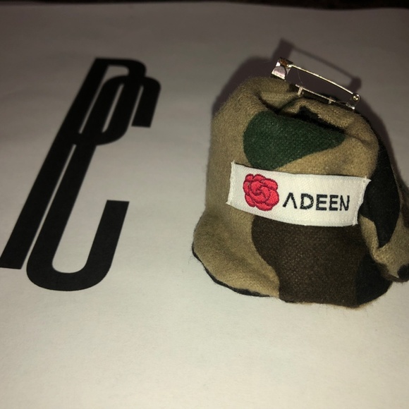 ADEEN NYC Camouflage Flower Pin - Picture 4 of 4